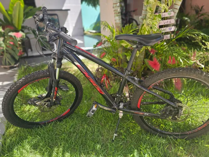 Vende-se bike Oggi Hacker . Aro 24