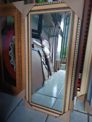 Espelho decorado trabalhado