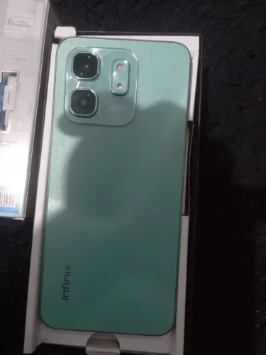 Vendo celular novo 256gigas