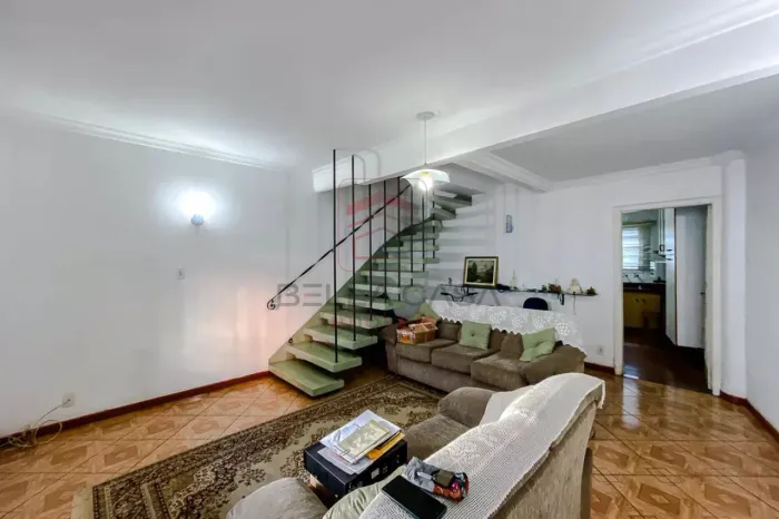 Sobrado à Venda na Mooca - 90m2 - 2 dormitórios - 2 banheiros