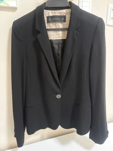 Blazer Zara Tam P cor preta
