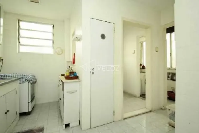 Apartamento - / Residencial / Glória