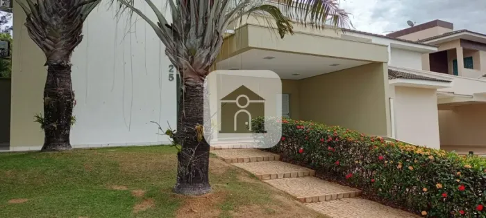 Casa condomínio fechado para locação no bairro Nova Uberlândia