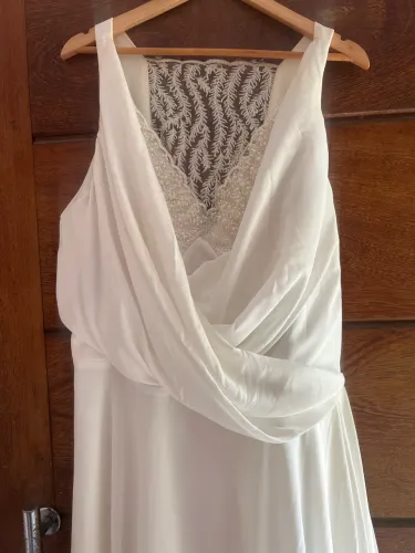 Vestido de noiva usado uma vez 