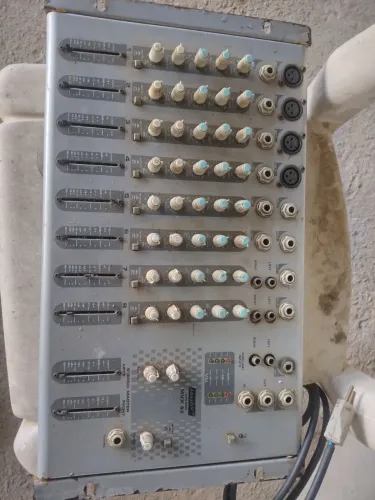 Mesa de som
