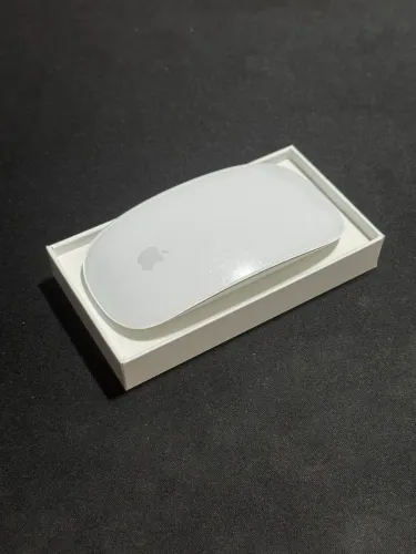 Mouse Magic Apple, multi-touch, bluetooth - Seminovo