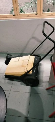 varredeira manual de piso