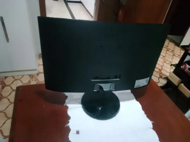 Monitor Samsung curvo usado pouquíssimas vezes 