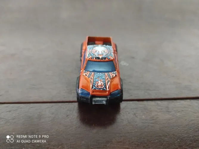 Hot Wheels Mega-Duty 2004 Scrapheads