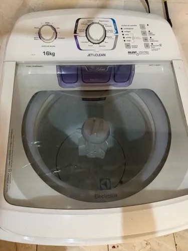 Máquina de lavar Electrolux 16 kg