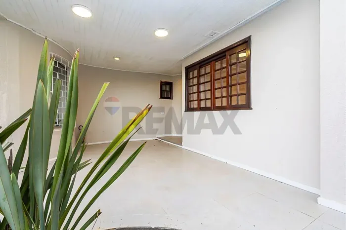 Locação Casa Santa Felicidade 303m² - 4 vagas Condomínio Fechado
