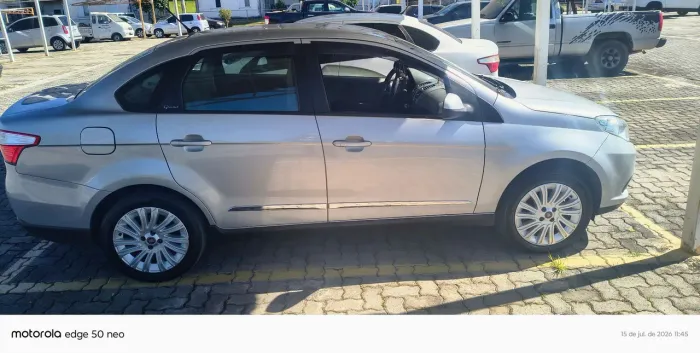 Fiat Grand Siena Essence 1.6 Flex 16V 2016