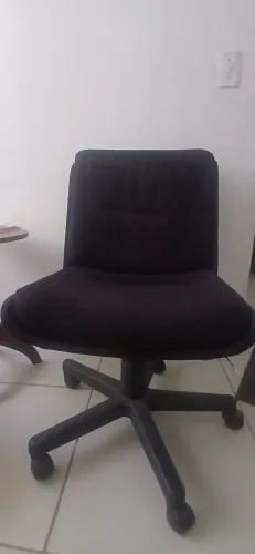 Cadeira giratória LEIA A DESCRIÇÃO