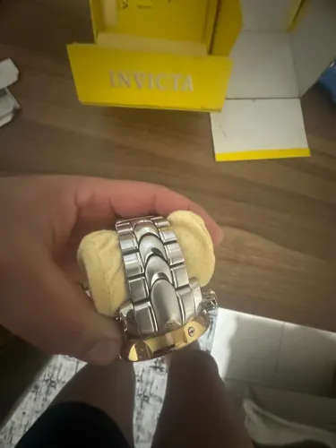 Invicta venon 