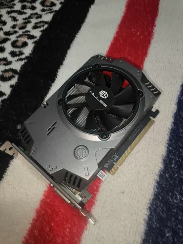 Placa de vídeo RX 550 4GB