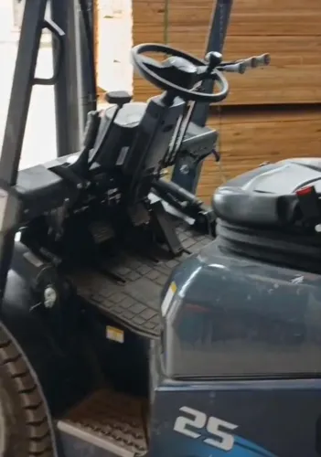 Vendo maquina tria ano 2025 pouca usada