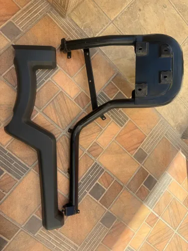 Suporte de estepe da Doblo Adventure 2015 original