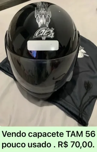 Capacete