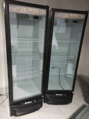 Refrigerador Expositor Vertical de 1 Porta
