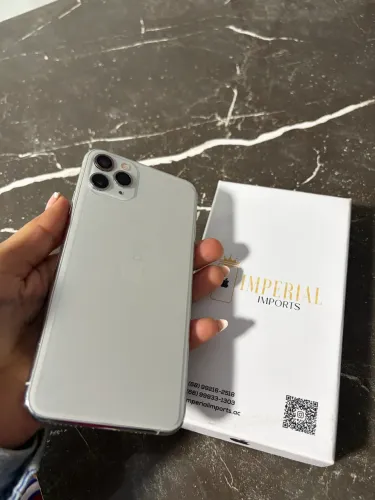 iPhone  11 pro Max 