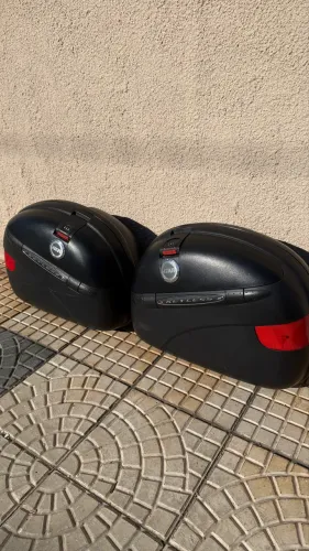 Baú Givi E41 Keyless Porta-luva Preto (Usado)