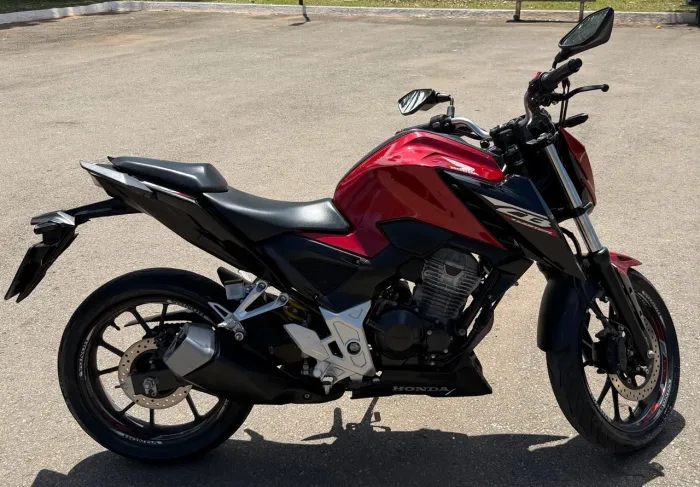 Honda CB 300f Twister Flex 2025