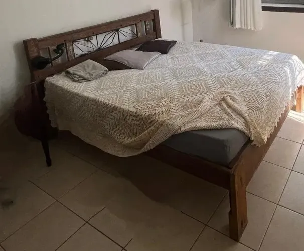 Cama casal 1.60 m madeira