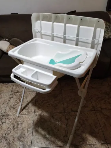 Kit: Carrinho de bebê, bebê conforto e banheira