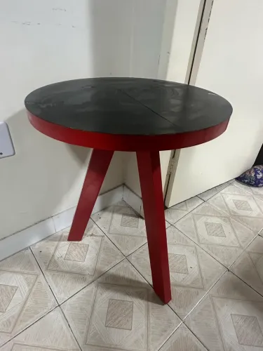 MESA DE CAMA 3 PERNA - QUEBRADA