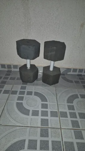 PAR DE HALTERES DE  CONCRETO- 12KG