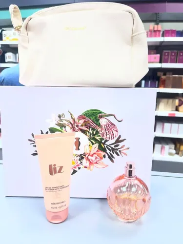 Kit perfume Liz com creme hidratante mais uma linda necessaire