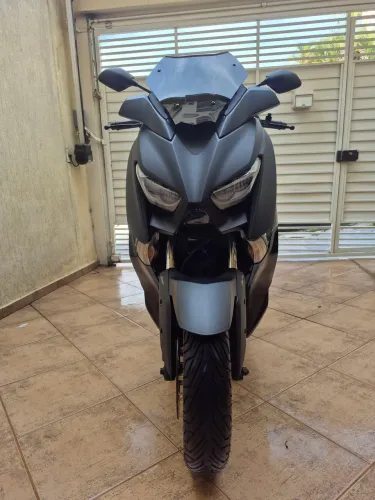 Yamaha Xmax 2021