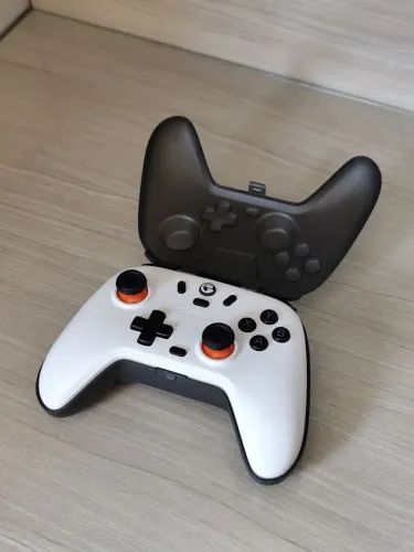 Controle GameSir T4 Nova Lite Branco ? Bluetooth / PC
