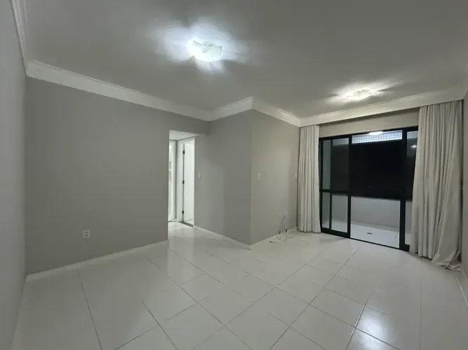 Imóvel para aluguel possui 65 metros quadrados com 3 quartos em Costa Azul - Salvador - BA