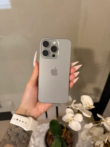 iPhone 16 Pro Titânio Natural IMPECÁVEL