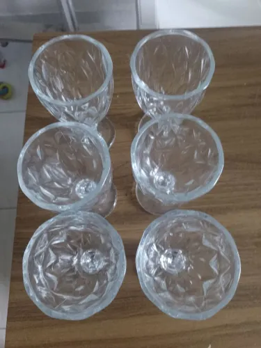 Taças de vidro
