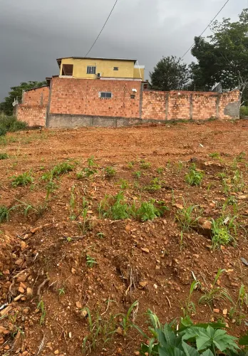 Lote no Jardim Canadá próximo a delegacia