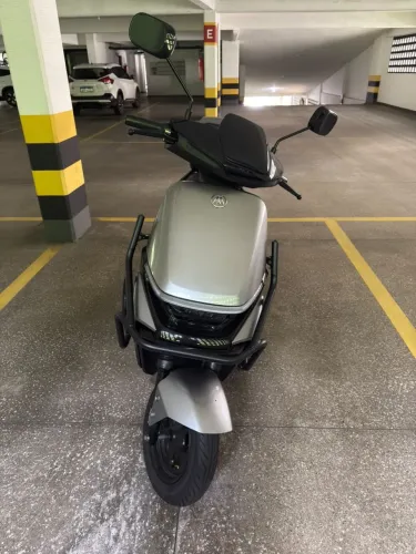 Moto elétrica 