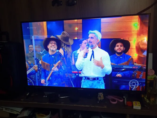 Vendo tv Semp smartv 32 