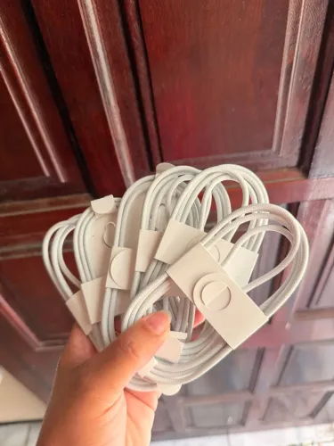 Vendo Tipo C Original da Apple 