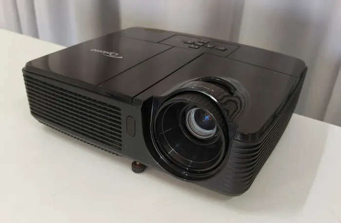 Projetor Profissional com HDMI PARA TODOS OS TIPOS DE USO DE ALTA DEFINIÇÃO