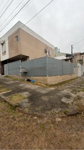 Casa Pronta para Morar com Piscina Inteligente e Área de Lazer Completa