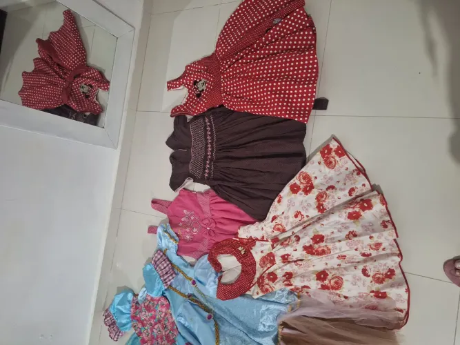 Vestidos é fantasias