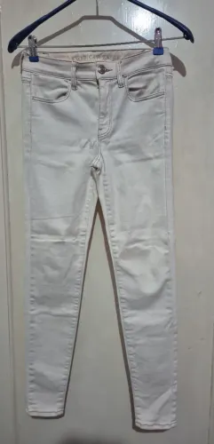 Calça jeans clara American Eagle