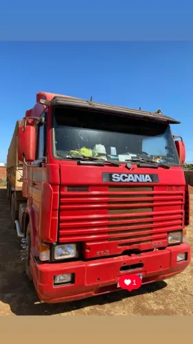 Scania 113 engatado no Bitrem
