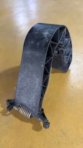 Suporte do Braço do Capô Sea-Doo RXP 260 -usado original