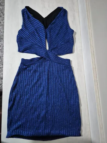 Vestido azul com brilho tamanho p