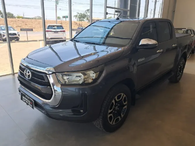 Toyota Hilux CD SRV 4X4 2.8 TDI Diesel Aut. 2024