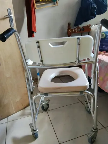 Cadeira de banho super luxo Mobil.
