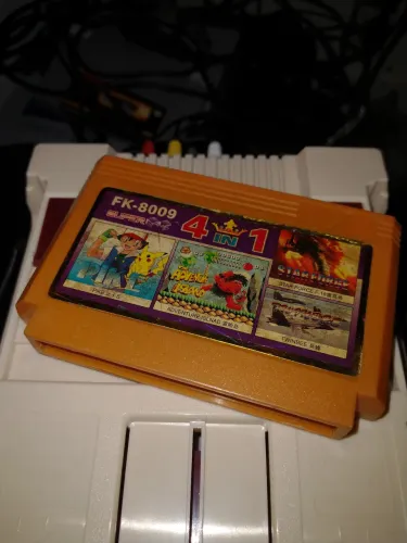 Adventure Island Nuts and Milk Star Mega Force Twin Bee 4 jogos em 1